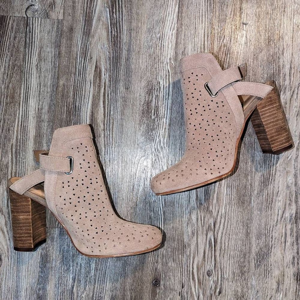 Crown and Ivy Booties Size 6.5